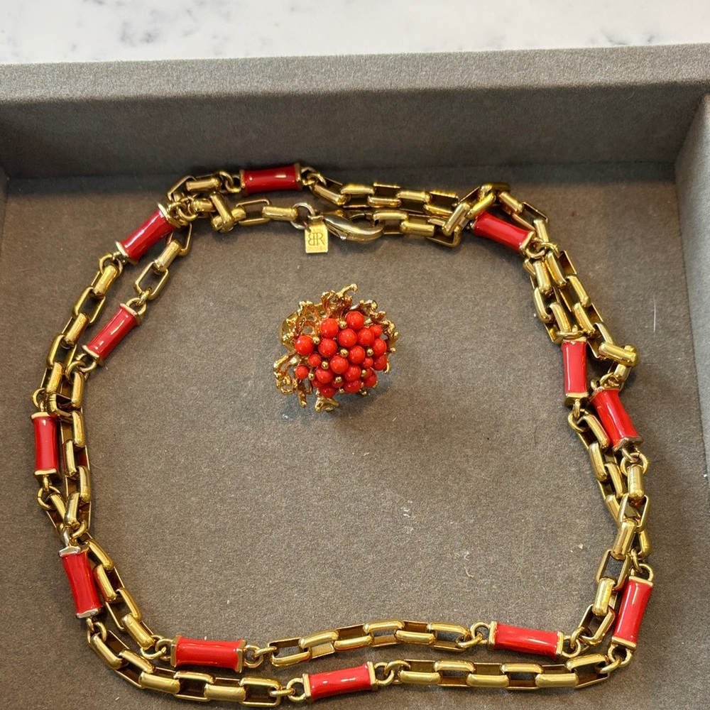 Elegant Gold and Red Necklace and Ring Set